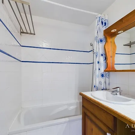 3 Pieces Au Centre Station Avec Balcon, Parking Et Wifi Gratuit - Fr-1-398-579 Apartment Montvalezan