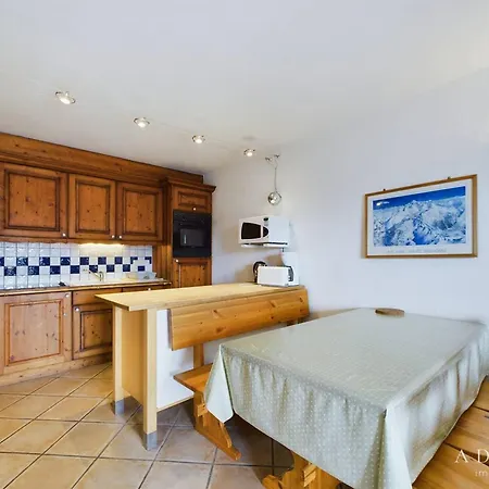3 Pieces Au Centre Station Avec Balcon, Parking Et Wifi Gratuit - Fr-1-398-579 *